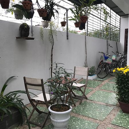 Cheerful Hoi An Hostel ภายนอก รูปภาพ
