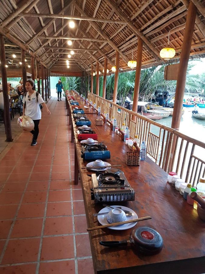 Cheerful Hoi An Hostel ภายนอก รูปภาพ