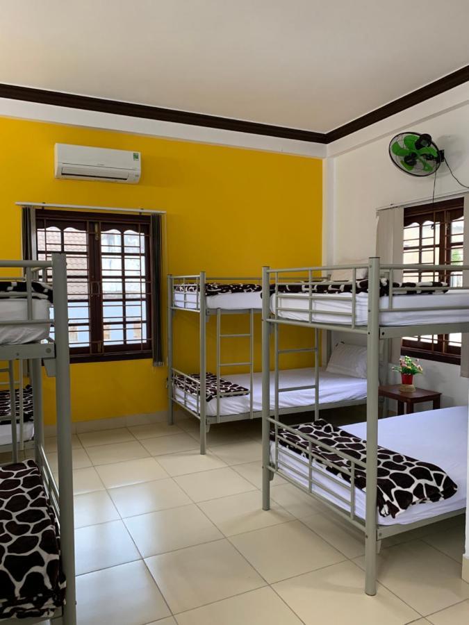 Cheerful Hoi An Hostel ภายนอก รูปภาพ