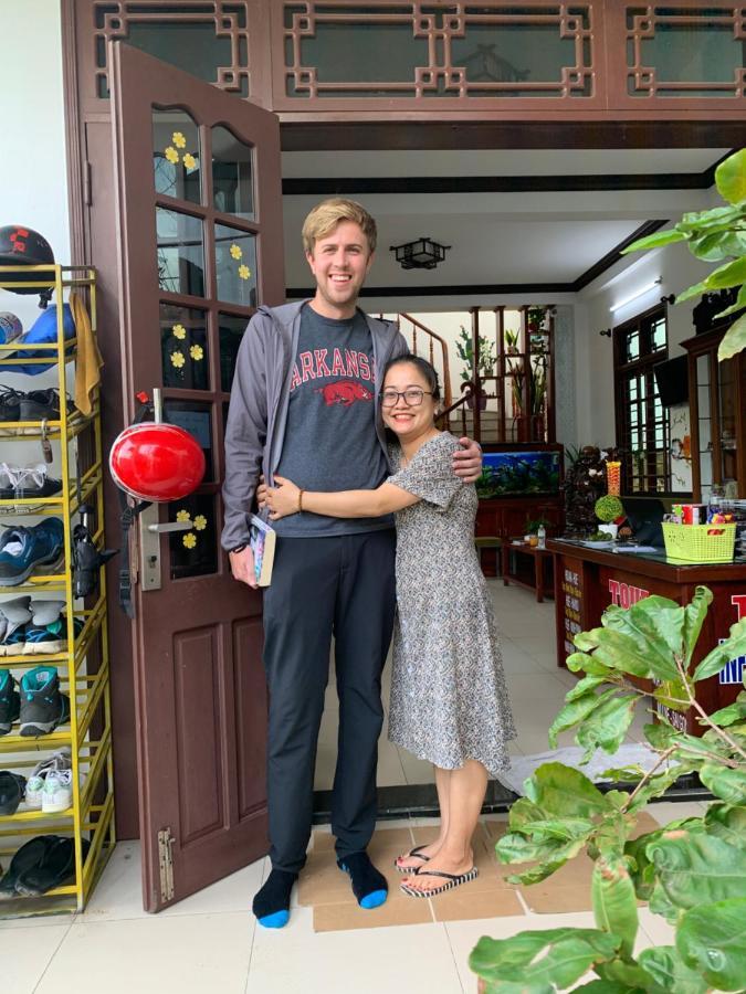 Cheerful Hoi An Hostel ภายนอก รูปภาพ