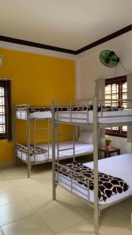 Cheerful Hoi An Hostel ภายนอก รูปภาพ