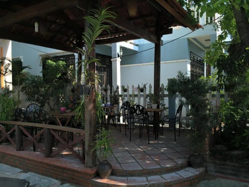 Cheerful Hoi An Hostel ภายนอก รูปภาพ